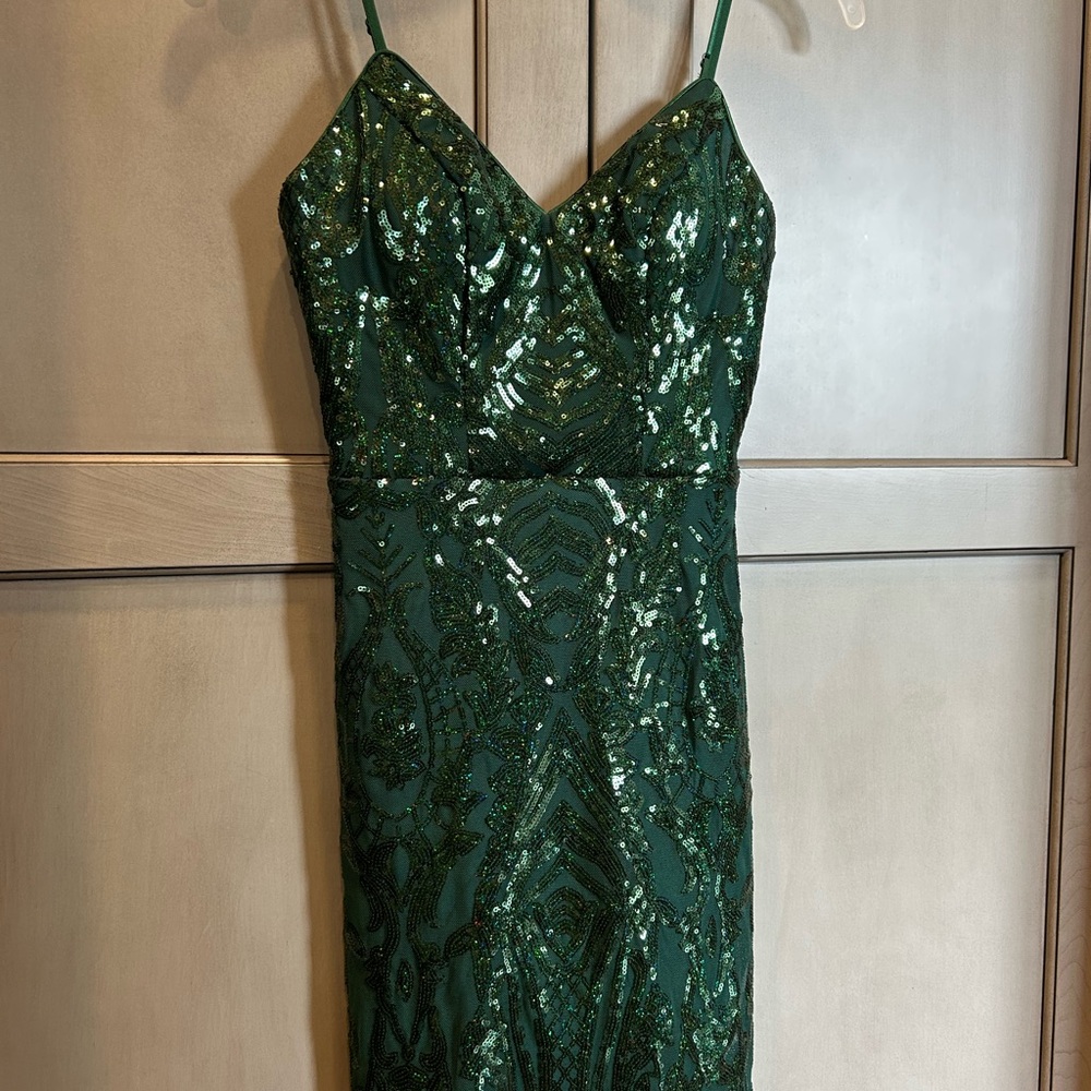 City Vibe Emerald formal dress